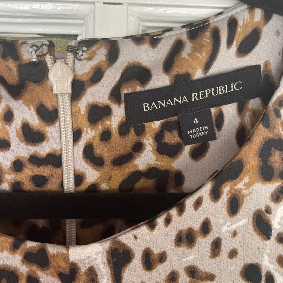 Banana Republic Leopard Dress 4 - Picture 4 of 7